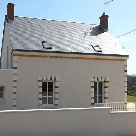 Gite Du Domaine Du Haut Perron Villa Thesee Exterior photo